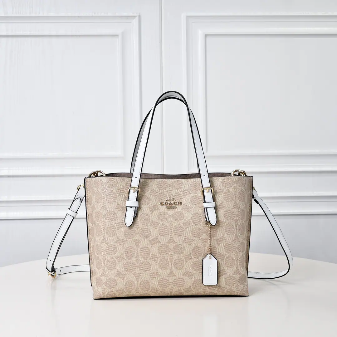 【Original factory skin】【Packaging】 Paragraph:CV Dimensions:25*19*12cm