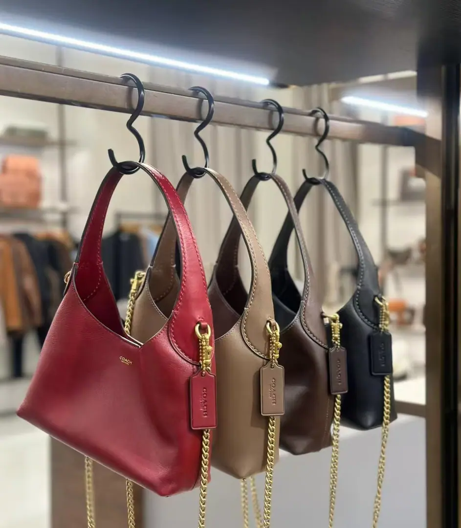 【Packaging】【Original plant level】 New】COACH/Mrs. Cork.BROOKLYN 23Single shoulder bag., BrooklynOne shoulder slanted chain under armpit Jane's got a big-sized cattle pitot bag.CW, Dimensions23×18×8