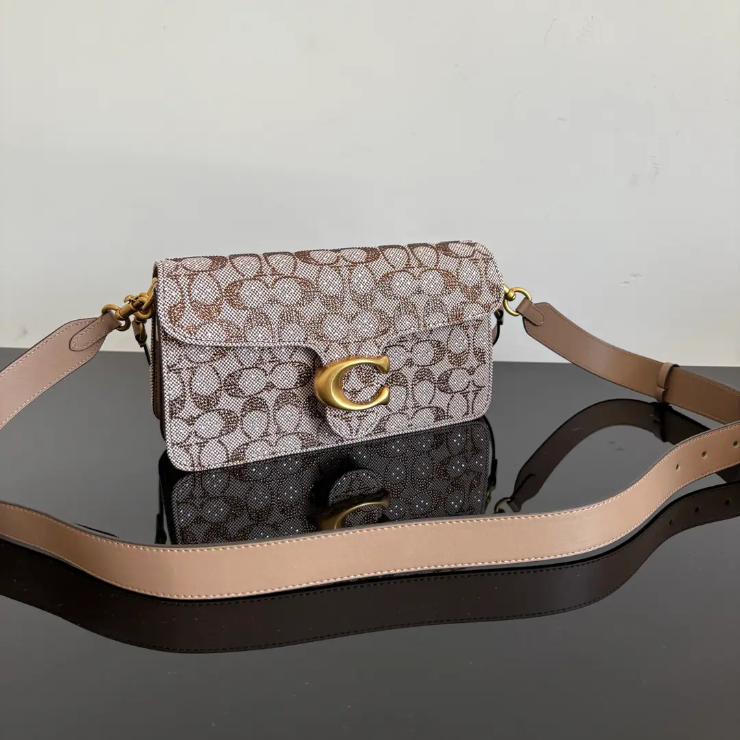 【Packaging】【Original plant level】 COACH/Mrs. Cork.TABBY 26The old flower bag is slanted and single shoulder bag. CDZ34 Dimensions25.5*14*6.5