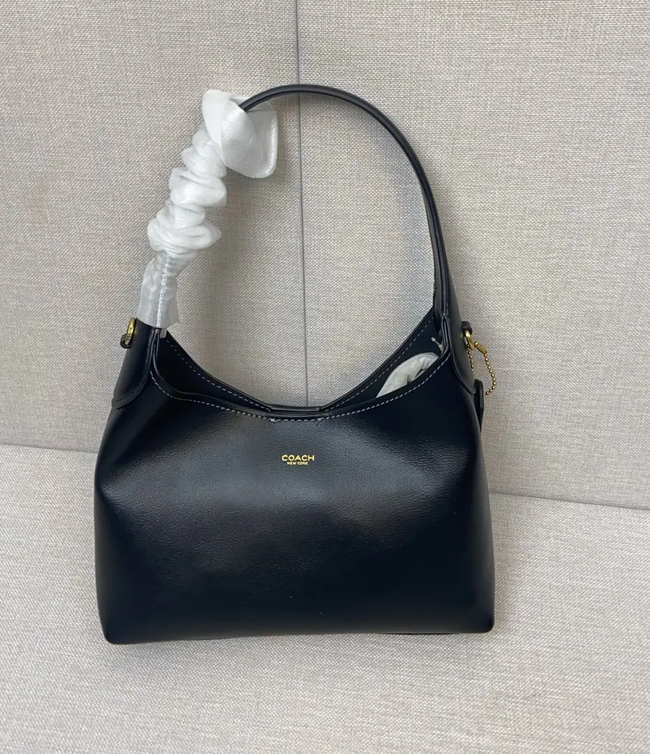 【Original factory skin】【Packaging】 New】COA*H/Mrs. Koji.BROOKLYN 23Single shoulder bag., BrooklynOne shoulder slanted chain under armpit Jane's got a big-sized cattle pitot bag.CW, Dimensions23×18×8