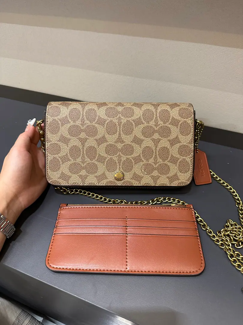 【Packaging】【Original plant level】 【New paragraph】COACH/Cork!CAO03 CAO01Ma'am.MILASlash-lapped envelopes, mother-and-man bags., Inline Multipurpose Bag, Can unplug the zipper bag, Six credit card slots with open pockets., Dismantled straps., Shoulder or slash, 21cm（Long）x12cm（High）x3cm（Kuan）