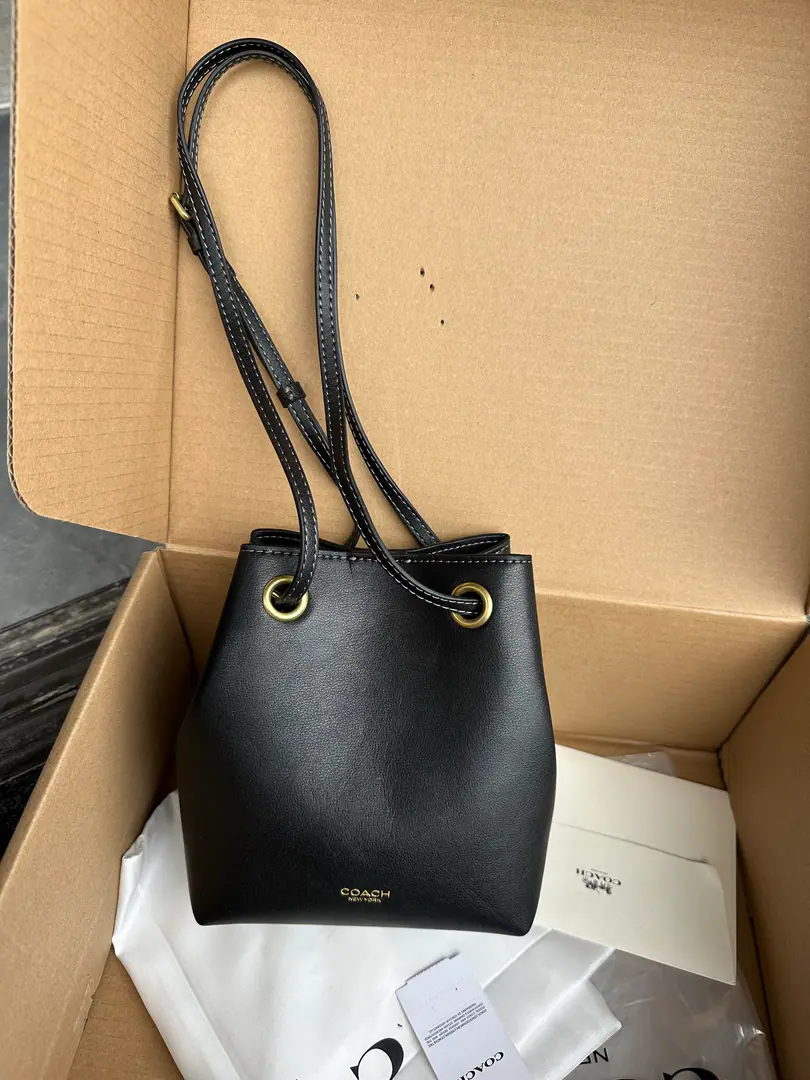 【Packaging】【Original plant level】 【New】COACH/Cork!CER87 CER84 CER86 - The lady flower./- Oh, Pete. JADE- The little bag of ropes. A single shoulder slant bag under the armpit., Open pocket pull ropes inside., The fabric line., Regable shoulder belt, Shoulder or slash, 14.5cm（Long）× 17cm（High） 9cm（Kuan）