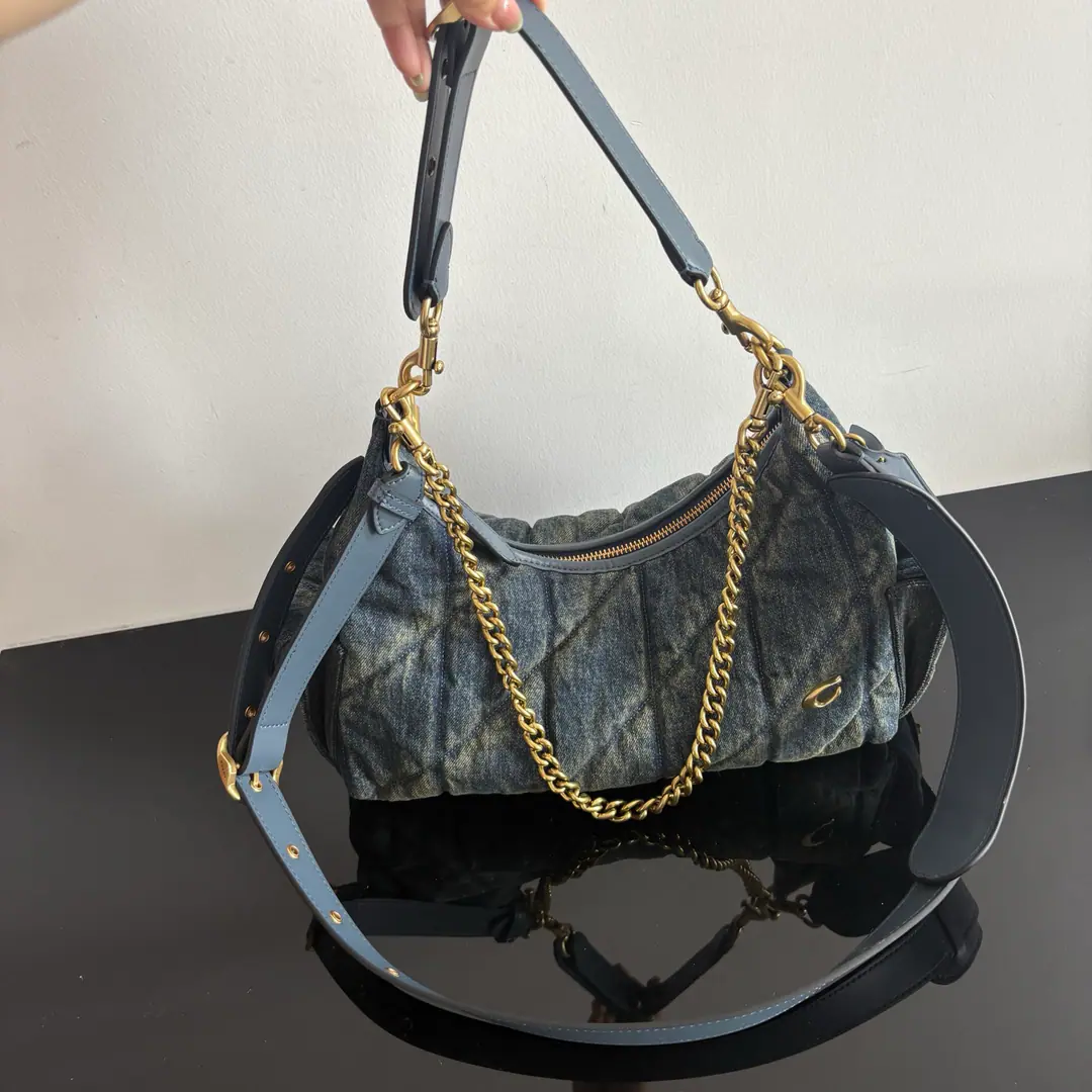 【Packaging】【Original plant level】 COACH/Mrs. Corsy's diamond tattoos, sew.POCKET JULIET30No. Old flower, single shoulder bag. CDZ72 Dimensions: 30.5*23*12.5