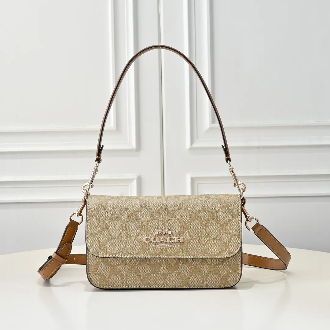 【Original factory skin】【Packaging】 Paragraph:CA Dimensions:23*14*7.5cm