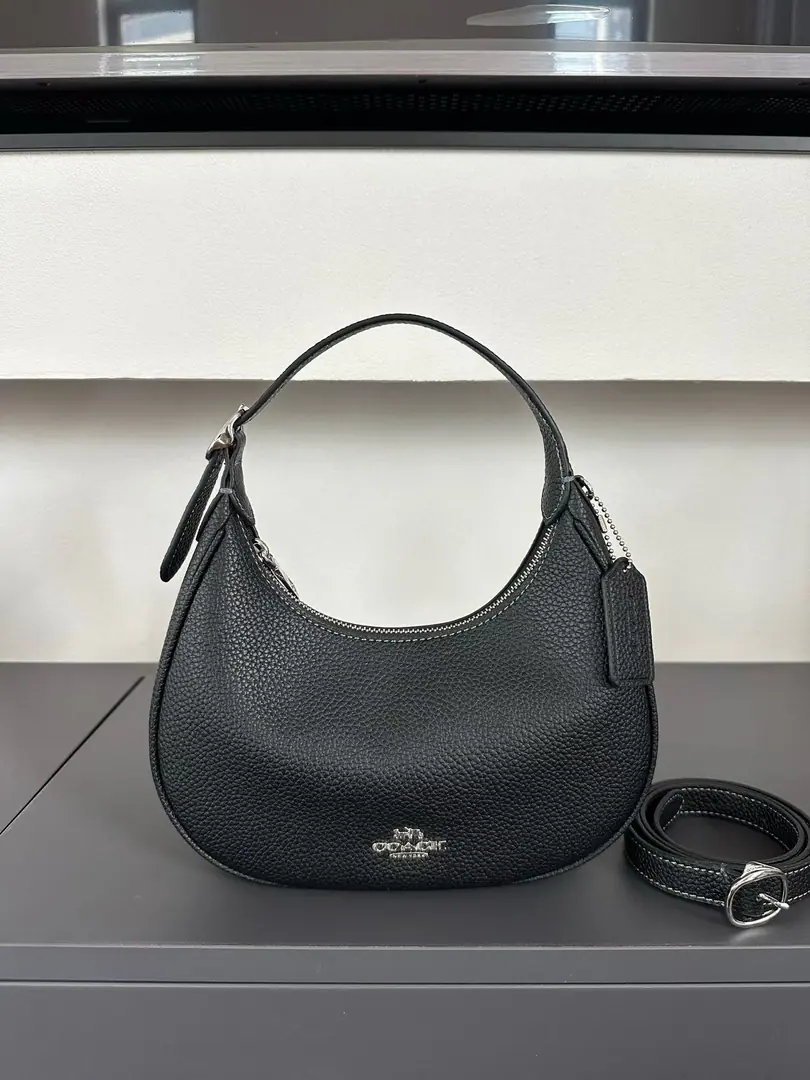 【Original factory skin】【Packaging】 Paragraph:CDW87 Dimensions:Long23.5cm x High13cm x Kuan6cm