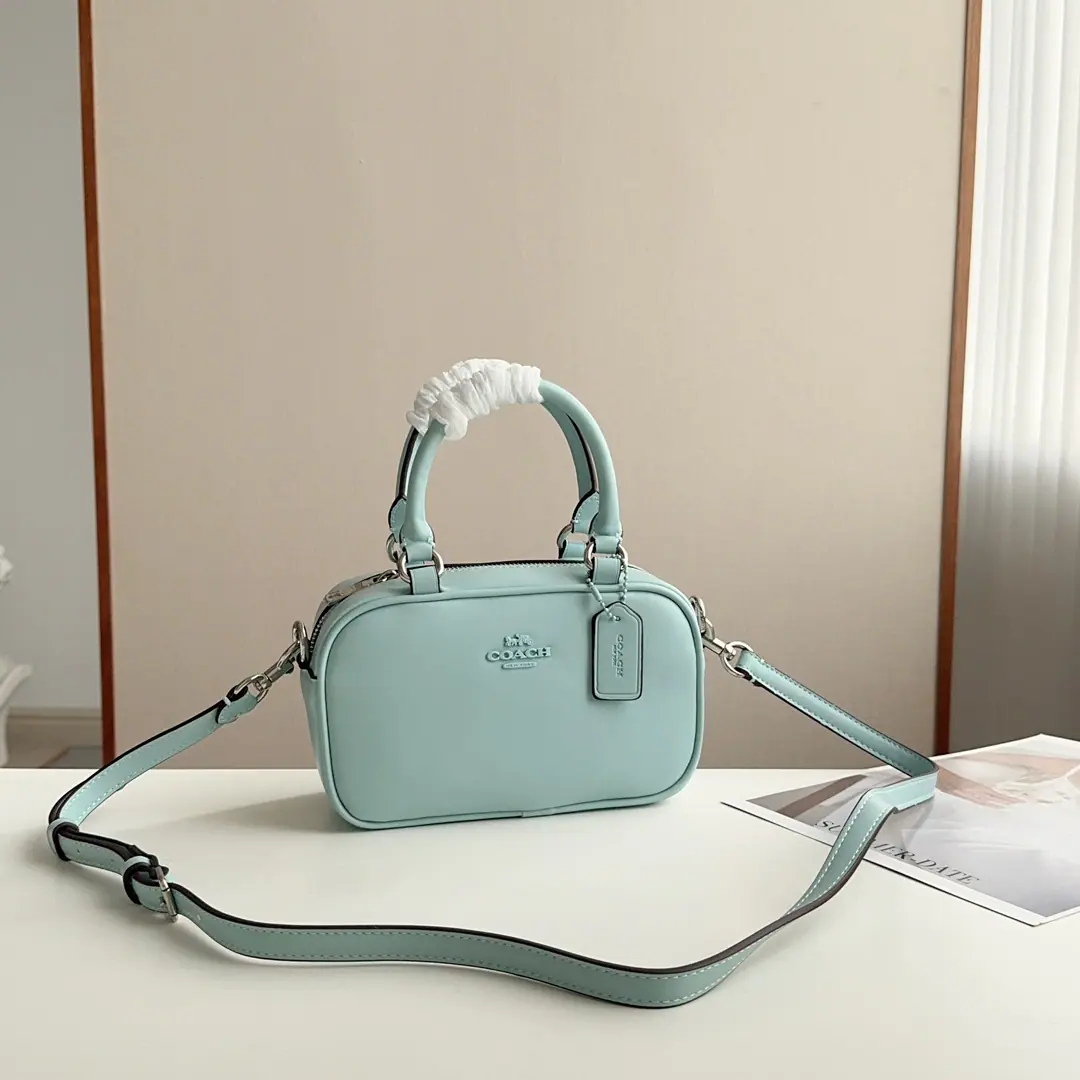 【Original factory skin】【Packaging】 CT Ma'am.SATCHELPump-and-roll bowling bag., Jane's got a really long look at the atmosphere., Dimensions～20x12x8cm
