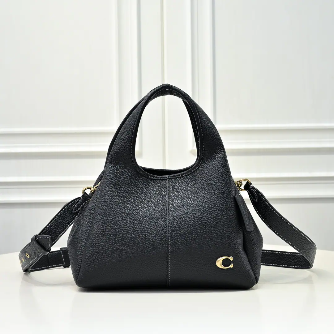 【Original factory skin】【Packaging】 Paragraph:CM Dimensions:25*31.5*13.5cm