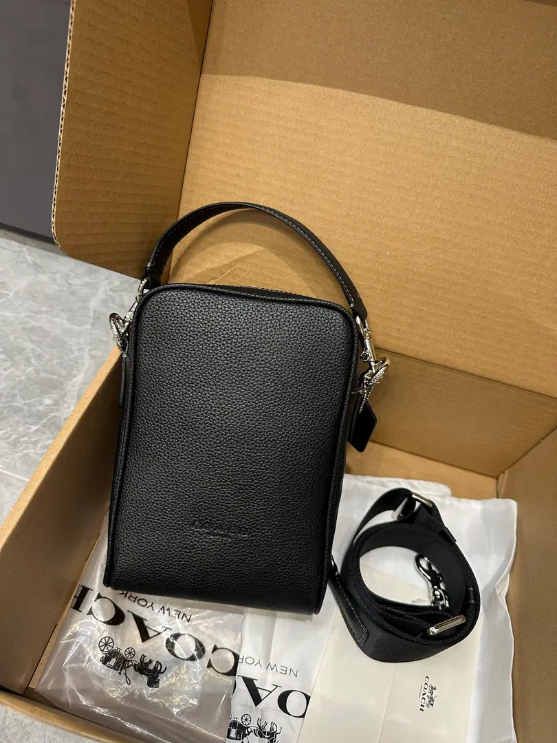 【Packaging】【Original plant level】 【New paragraph】COACH/Cork!CET69 CES03Arlé's old black flower.TRISTAN 14No. Slashy bag., Built-in buttons., - We're going to pull the chain., The fabric line., Vertical Length9.5cmHand handle can be removed, Vertical Length59cmLong shoulder belt., For shoulder and slash, 14cm（Long） ×20.5cm（High）×6.5cm（Kuan）