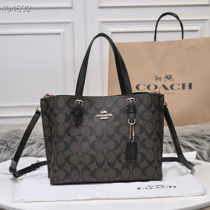 【Original factory skin】【Packaging】 CoachNew paragraphMollie toteTotbag.c4250 It's been a big time, Little Tote bag.~With Tot's bag, and it's very delicate., The old flower is a classic., The latched layer., It's very practical.！Dimensions:25*19*12cm