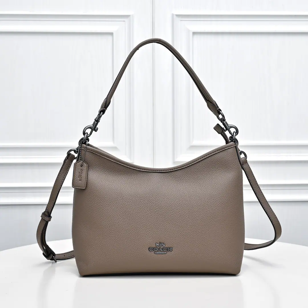 【Original factory skin】【Packaging】 Paragraph:CR Dimensions:31*23.5.10.5cm