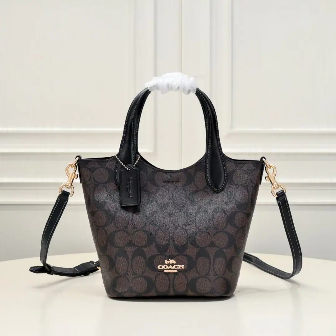 【Original factory skin】【Packaging】 Paragraph:CR Dimensions:19.5*17.5*13cm
