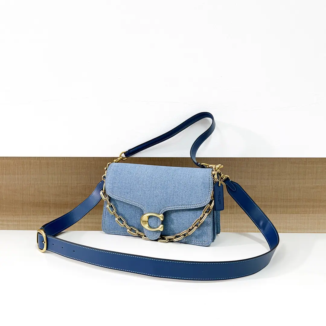 【Packaging】【Original plant level】 【New】COACH/Mrs. Cork.CHAIN TABBYThe chain is slanted with a single shoulder. CAN14 Dimensions 26*17*8