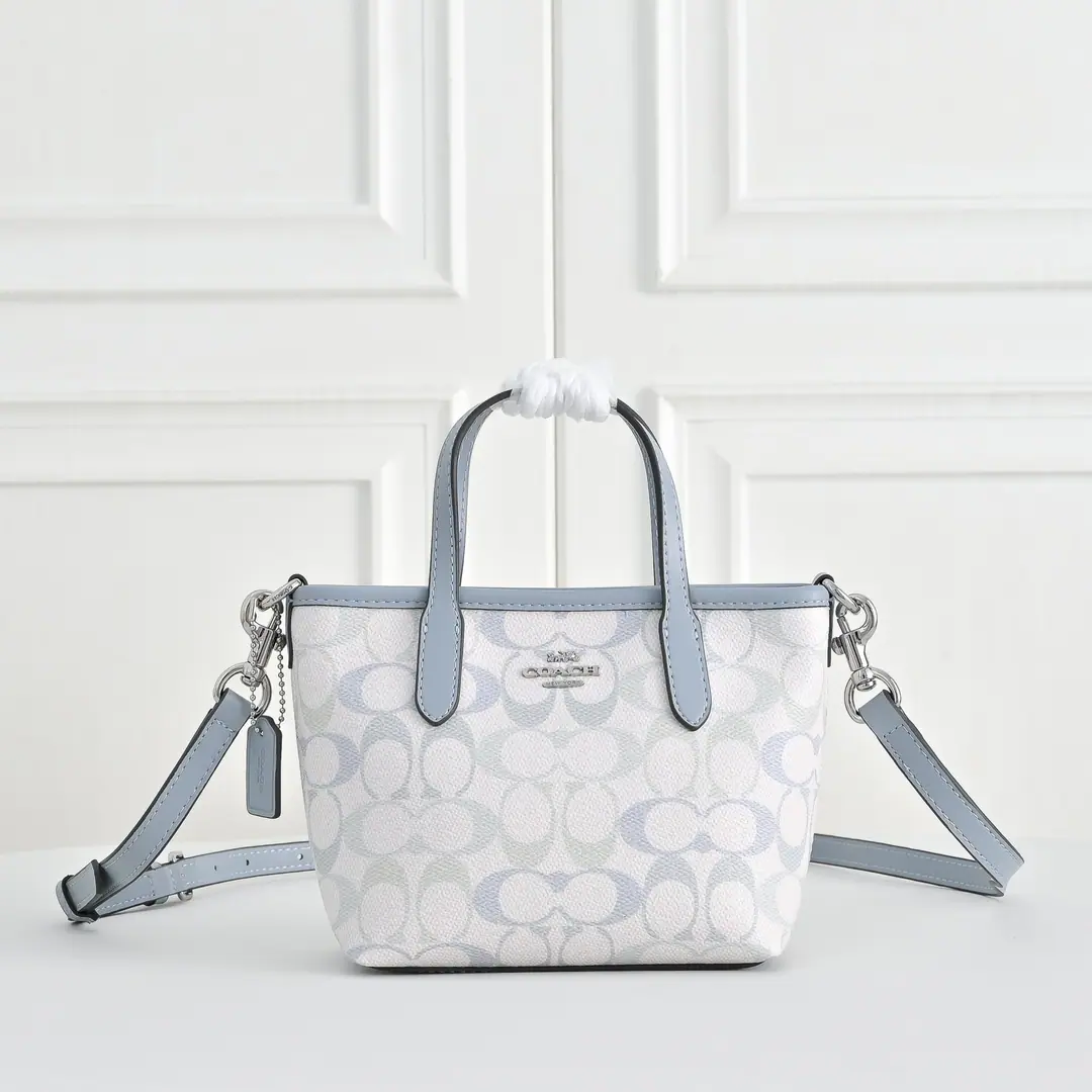 【Original factory skin】【Packaging】 Paragraph:CEK82 Dimensions:20*14*9cm