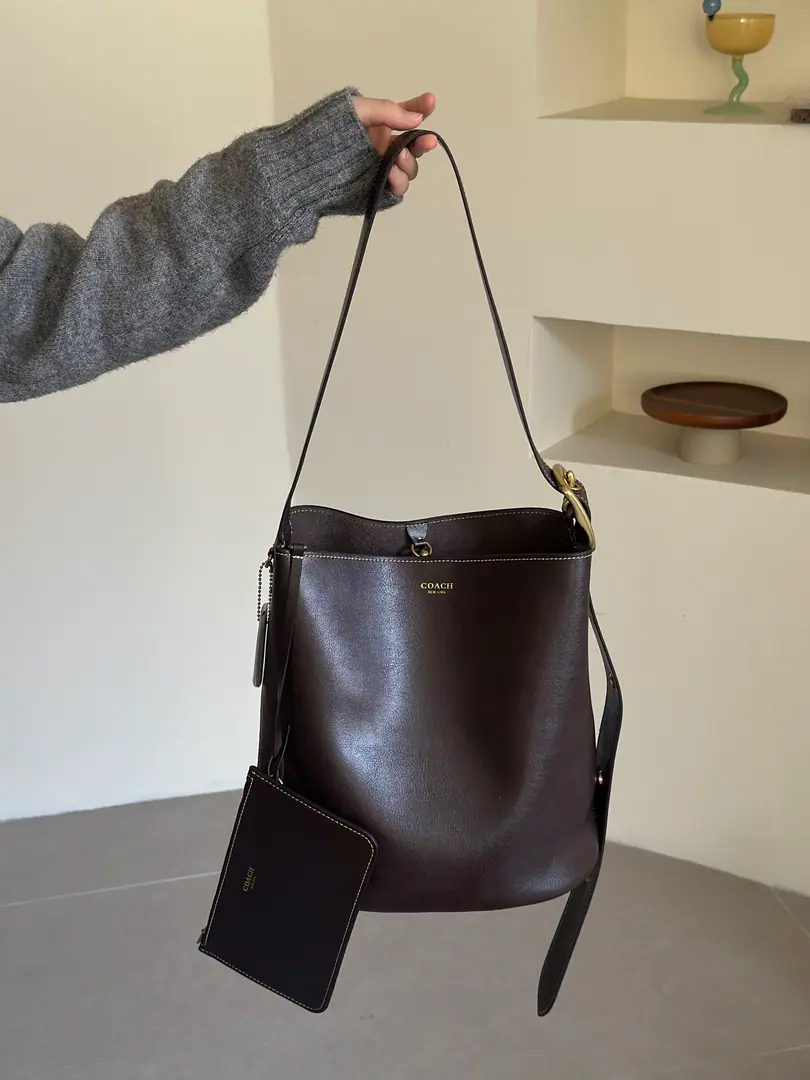 【Packaging】【Original plant level】 ☑️Big number. Coffee.ccc23 Ber Buet BagBig-size bucket bag., Lady, the one shoulder bag., Dimensions: 27x29 x17cm