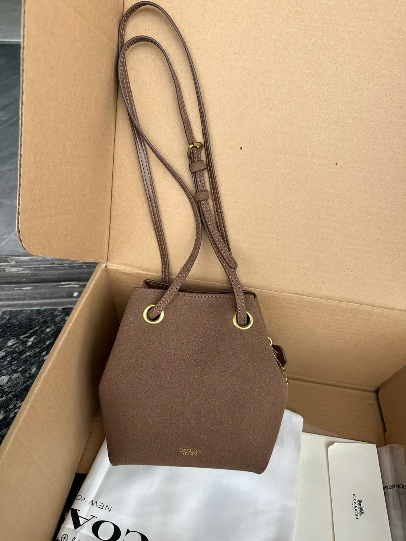 【Packaging】【Original plant level】 【New】COACH/Cork!CER87 CER84 CER86 - The lady flower./- Oh, Pete. JADE- The little bag of ropes. A single shoulder slant bag under the armpit., Open pocket pull ropes inside., The fabric line., Regable shoulder belt, Shoulder or slash, 14.5cm（Long）× 17cm（High） 9cm（Kuan）