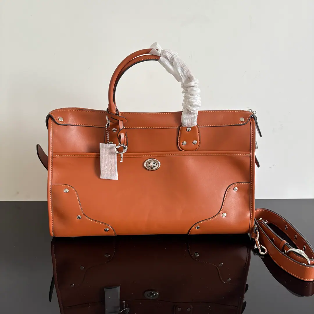 【Original factory skin】【Packaging】 【New paragraph】COACH/Mrs. Cork.RHYDER SATCHEL 38# A bag with a slanted bag #CFN67L Dimensions:38*23*13