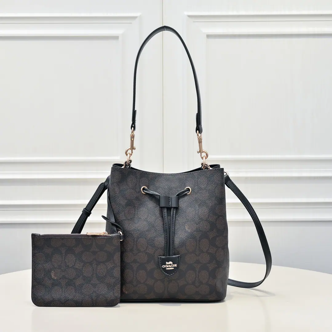 【Original factory skin】【Packaging】 Paragraph:CBH07 Dimensions:21.5*21.5*14cm