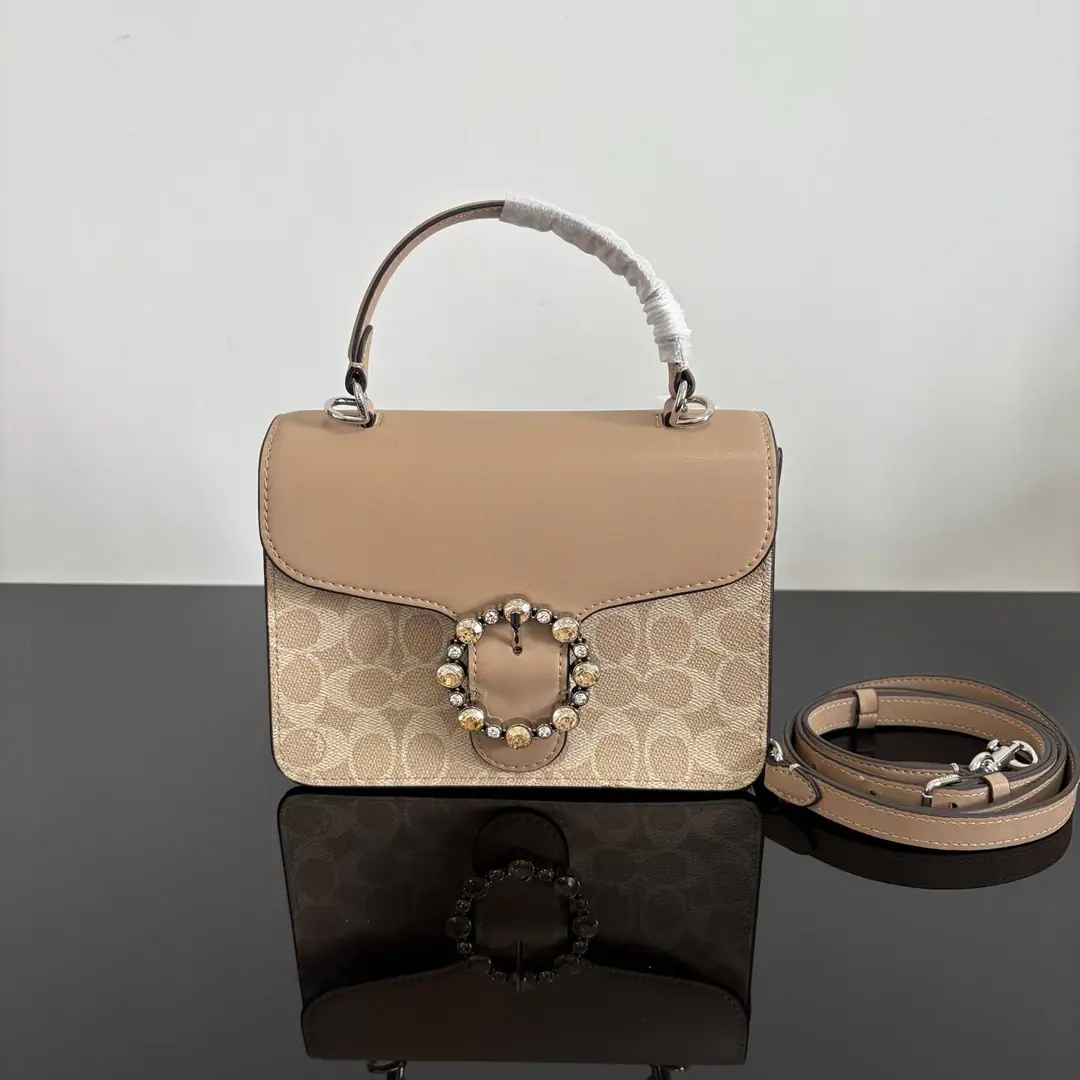 【Packaging】【Original plant level】 Cork!11Monthly new paragraphCourtneycce22 coach 11Monthly new paragraphcourtneyThe buttons are slanted., You're too tall.!Caramel air milk tea soft, Dimension20*15*8cm