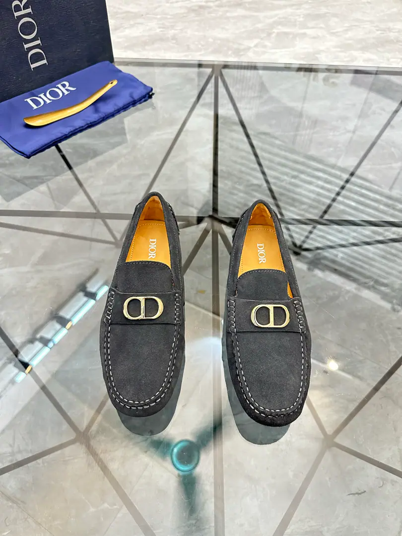 Sell Price: ¥ High-end quality Trade marks: Dior*「Dio.*」Doudou shoes. Positive code number: 38-44.(Make a reservation.45.46) Commodity materials: I'll have sandy sands on my shoe., In the comfort of the cow's skin., Original Base. Part No. No.