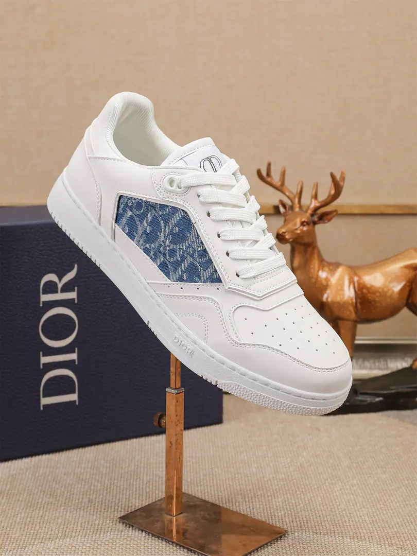 Plant The Diao Gang is on the market.[Celebrate.][Celebrate.][Celebrate.]ContinueDiorThe classic style of the. It's made with a cow skin.[Fireworks][Fireworks][Fireworks], Double rubber bottom, The back end of the shoe and the heel have branded details., Raise the tone. The ankles.ObliqueStamp belt, The adaptability of the adjustment is mutually reinforcing with the overall design, It's a lot of fashion., It's a color for the different models.[John.][John.][John.], Codes:38-44, Do it.45