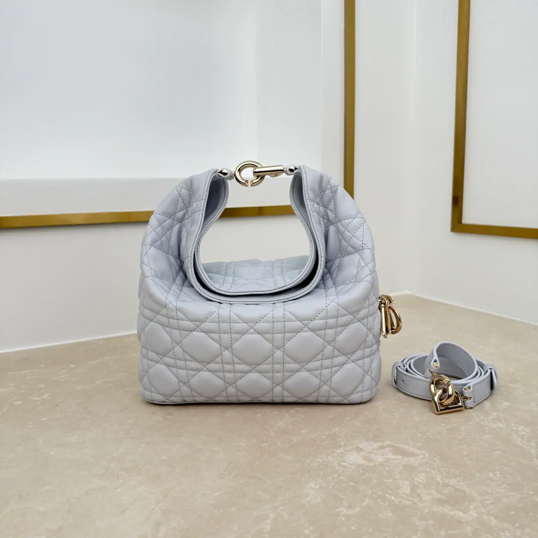 【Paragraph: 2839~ Small ~ Lamb skin. ‧ Ice blue】 Dior Toujours hobo Handbag., A dynamic interpretation. Dior Transfer Dimensions: 22.5 * 14 * 7.5