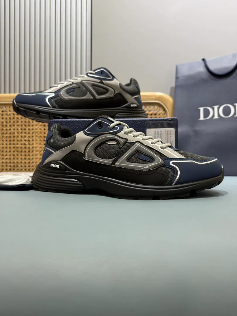 Top Couple money.👩🏻‍❤️‍👨🏻Plant price, This one. B30 Countdown The sneakers are... DDon't make a classic new one., Fashion and sport.. The redesigned formula is carefully designed using materials such as Navy blue-feather., I'm not sure. CD30 Mark Up, I'm not sure I'm going to be able to tell you how beautiful I am.. The tongue and the back of the shoe are in silver. D B30 and CD30 Mark. The light texture of the rubber outside highlights a lot of classic details., Internal ballistic design, To build the desired comfort.. It's a mix of leisure singles., Make a fine shape.. Help with the face material.: Texture, Cow-cutter. Except decorations and decoration lines Side and back side CD30 Mark ♪ Shoe tongues on the D B30 Mark Internal ballistic belt design, Steady match. White lightly texture rubber external matching Dior Signs and black edges The bottom of the pairs of shoes is scalded with Dio, CD30 and B30 Mark Size: 35-47 (47I'll make sure I don't change it.)