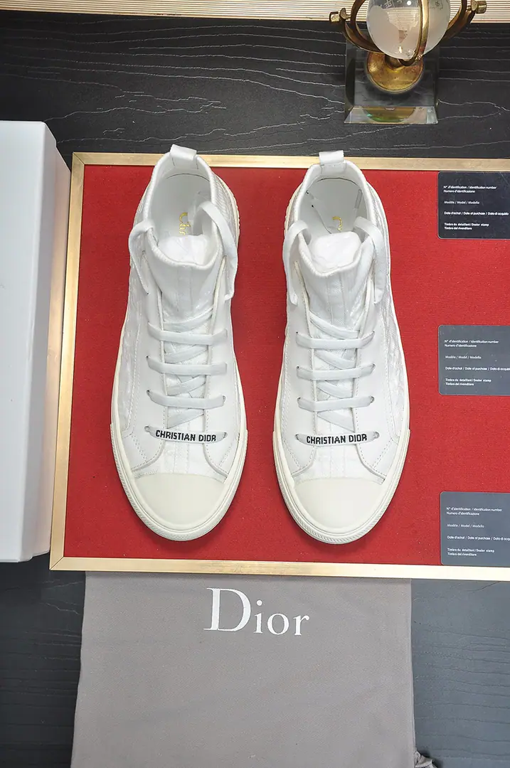 Get out of the factory. 【Dio.】Walk ‘n’DiorA couple of embroidery cotton.👩‍❤️‍👨Leisure shoes., Use quality, White rubber bottom., Pure cotton embroidery on the shoe., Show your personality., Use of shoe tongues and shoelacesChristian DiorMark Decoration. Water, in the sheep's skin., Skins and feet.. Couple money.（Female35-40Code）（Men38-44Code）