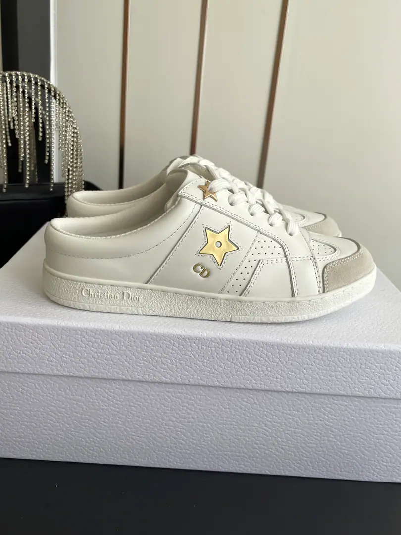 🏧𝐃𝐢𝐨𝐫Top Version Newly-new half-shoeed, half-shoes., A lot of stars., The super-loan of the red., ♪ The two sides of the wall ♪ CD The sign shows how simple the atmosphere is.. The prototype is a model., The details are welcome. Original import of cattle skin+Counter-featur. It's a nice airnet.+Bull-skin. The original thick shoe bottom is so light and soft. Size:35-41 [40.41Make a reservation.]