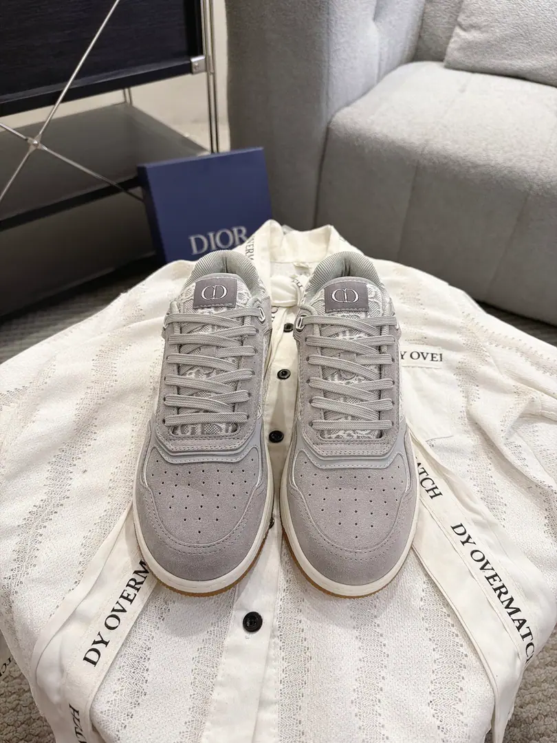 DIORDior Classic Leisure Expense Series 【B27Couples' leisure shoes.】 Based on the classic shoe. Add deconstruct element design Classic brand.🔢NumberslogoIt's perfect on the shoetail. Round the circle around the shoe line.“23”Mark, Original custom-made cattle skinnet➕Embroidization Alphabet process, It's a good time., It's a very modern design., The market is the top. The king of the upper foot.🔥 ❶Fabulous.:Original custom-made cow skin➕Original customized embroidery fabric ❷Uchi.:Original customize high density air network ❸Foot.:Customize the original high density air-infused hyperplastic mats ❹Otsumi!:OriginalTPUMulti-coloured snorkel【Unusual base】 ❺Codes:Women35-39.Men40-45（Women40.41.Men45.46.Custom without re-offer） ❻Packaging:Original package ☀Colours:Synchronise update of the network Kobara.（Men➕10） Koban.（Men➕10） Print➕20