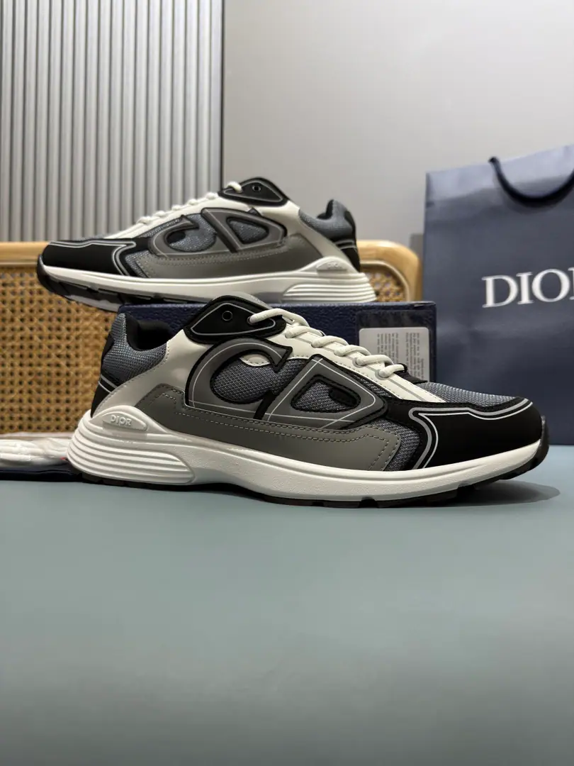 Top Couple money.👩🏻‍❤️‍👨🏻Plant price, This one. B30 Countdown The sneakers are... DDon't make a classic new one., Fashion and sport.. The redesigned formula is carefully designed using materials such as Navy blue-feather., I'm not sure. CD30 Mark Up, I'm not sure I'm going to be able to tell you how beautiful I am.. The tongue and the back of the shoe are in silver. D B30 and CD30 Mark. The light texture of the rubber outside highlights a lot of classic details., Internal ballistic design, To build the desired comfort.. It's a mix of leisure singles., Make a fine shape.. Help with the face material.: Texture, Cow-cutter. Except decorations and decoration lines Side and back side CD30 Mark ♪ Shoe tongues on the D B30 Mark Internal ballistic belt design, Steady match. White lightly texture rubber external matching Dior Signs and black edges The bottom of the pairs of shoes is scalded with Dio, CD30 and B30 Mark Size: 35-47 (47I'll make sure I don't change it.)