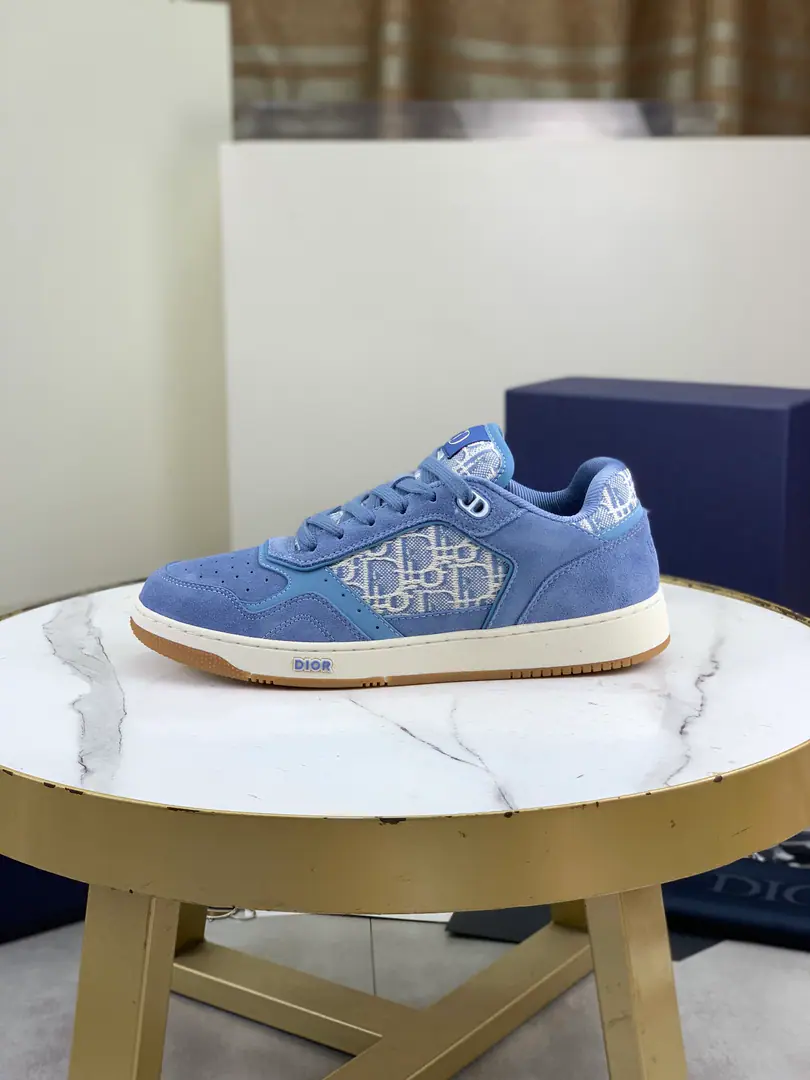Plant prices 💎Top Quality💎A pair of Dio's sports shoes. Top-level high-end version Repurchase Quality Original development The Dios Spring and Summer Festival.B27 The couple's sneakers are the new item in the series., （Dior）B27Sports shoes,Original purchase The old spring-old sports shoes. A big star in the red. The upper foot is very effective.nice It's made by Italian craftsmen.B27Sportsboard shoes The hierarchy is clearly defined with a different stereo effect.🌟Show the Modun Yuagle.,It's like a beauty.Dior x AJ1, The classic old flower embroidery element. We're out of stock. Original Counter1:1The condom, Perfect shoe.. DiorThe classic style of the. It's carefully crafted with black smooth cow leather., Sides are in rice and black. Oblique Pamphlet. “CD Icon”The shoes are so beautiful and so delicate., Double rubber soles., The back end of the shoe and the heel have branded details., Raise the tone. The ankles. Oblique Stamp belt, Alignable Altitude, It's a good thing to be in line with the whole design.. It's a lot of fashion., It's a color for the different models.. Import silk cow skins.DEmbrace. Multicolor🉑️Select TPUOtsumi! Codes:Men: 38-46（Men38, 45, 46Do the code., No, no, no, no, no.）