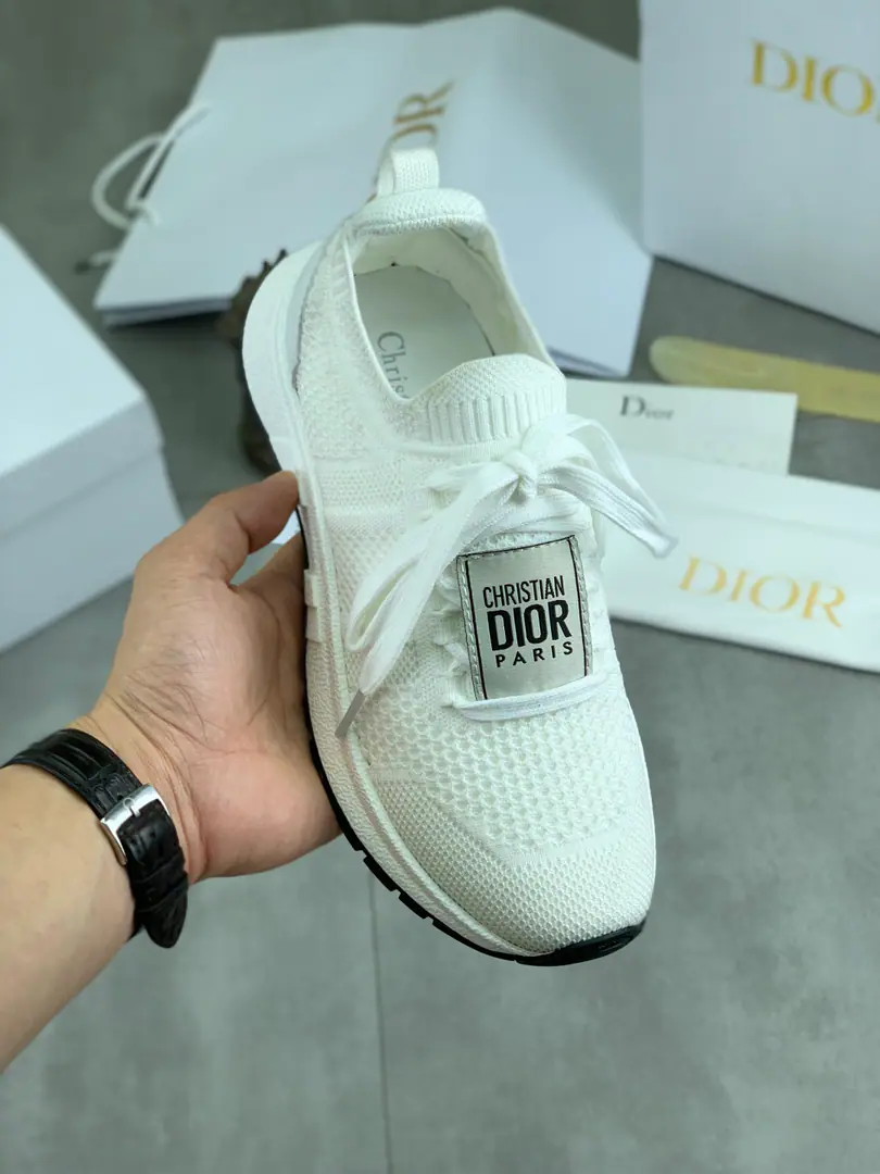 Plant prices ⚽️ New paragraphRun'nI'm a little bit of a fang. Re-enacting sports style with elegant fashion.. The shoes were carefully made from a black net eye fabric., Shoe belts and heels.Christian Dior ParisMark. A fine pair of shoes, soft and soft., It can add high-altitude to various recreational models.. Shoe.: Original open-text fabric. I'm comfortable with air. Inside, put your feet on the inside.: Neteye fabric/Counter-feathers. Shoes under the sole.: TPUThe snorkel is sliding the bottom. Codes: Couple money.35-45