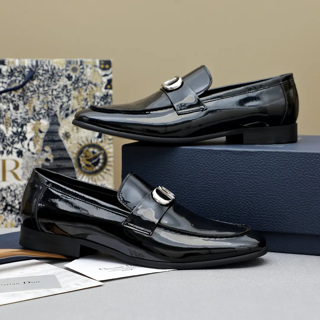 Trade marks: Dior「 Dio. 」Business shoes. Positive code number: 38-44 （45.46I'll make sure I don't change it.） Commodity materials: I'm a good man. In the cow's skin. Original rubber floor