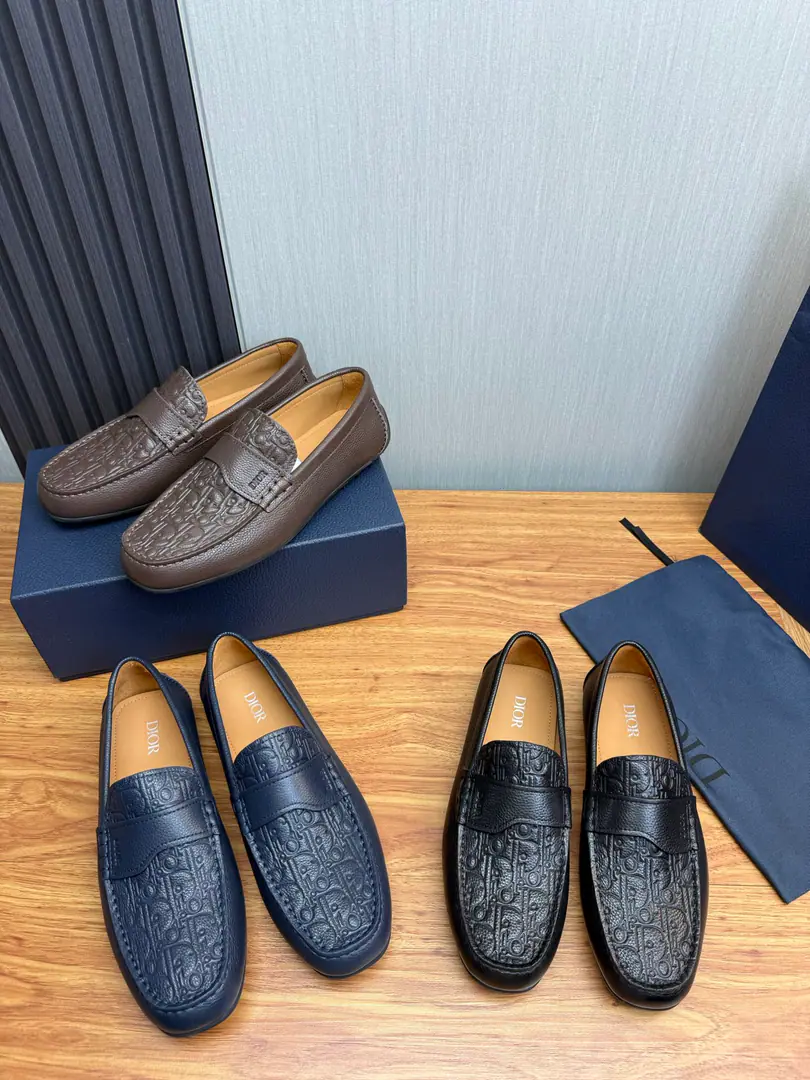Plant ＤＩＯＲ.Dio..Classic driver's bean shoes.👟It's a good time for leisure.🔗Official Network1:1Delivery☑️Original cow skin+Imported water-tied cattle., The classic hardware buttons., Original rubber beans soybeans, 38-45（45Make a no-refund order.）
