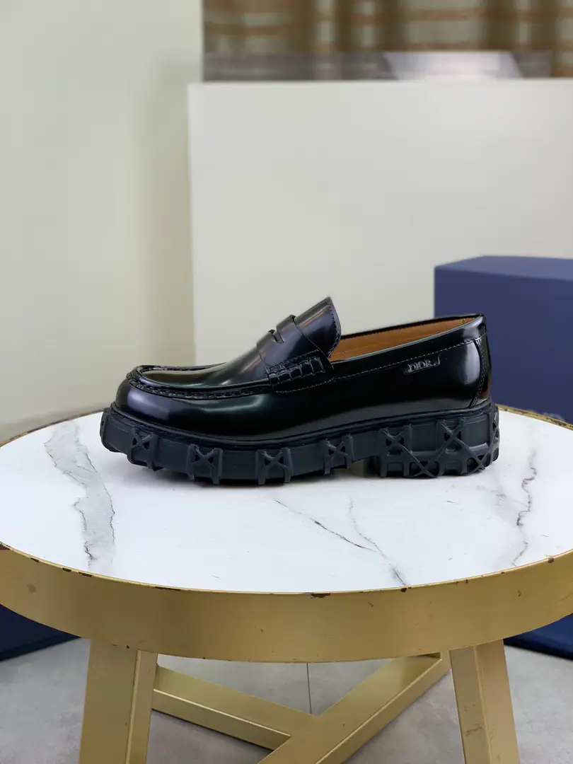 Plant prices Original MonoQuality, Top Version🔱 DIOR——Dio. Men's business shoes., Top cow..1:1Delivery⬆️Extremity and honor.👞All import original branded fabrics, Just to make a more comfortable dress experience., Shoe.: The original is a very good one.➕The top import is all over the cow., The original was light and comfortable and the bottom of the bubble.✔️Codes: 39-44（38.45It's a deal.）