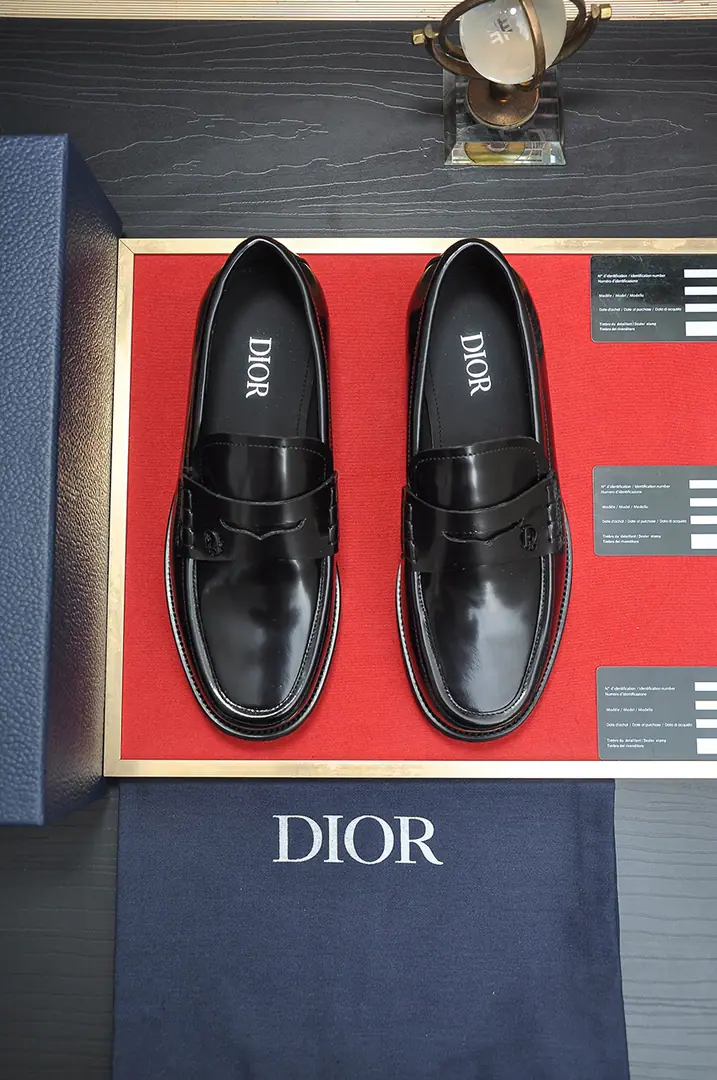 Get out of the factory. 【Dior】（In the skin of the watered cow.）Dio original1:1High quality out of the plant., Import originals, Imports‮Version‬Bullskins., In the skin of the watered cow., OriginalTPUOtsumi!, Codes:38-44(45Custom）
