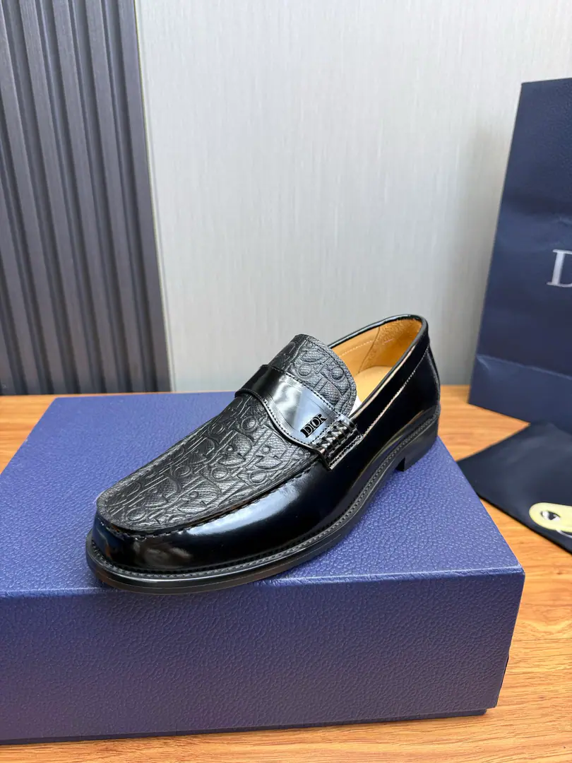 Plant ＤＩＯＲ.A man named Dior's business leather shoes., Extremity and honor.👞 All imported original brand leather, Just to make a more comfortable dress experience., Shoe.: Original cow skin.Open the oxen.➕Import the whole cow., Original Base-45（38.45No re-election.）