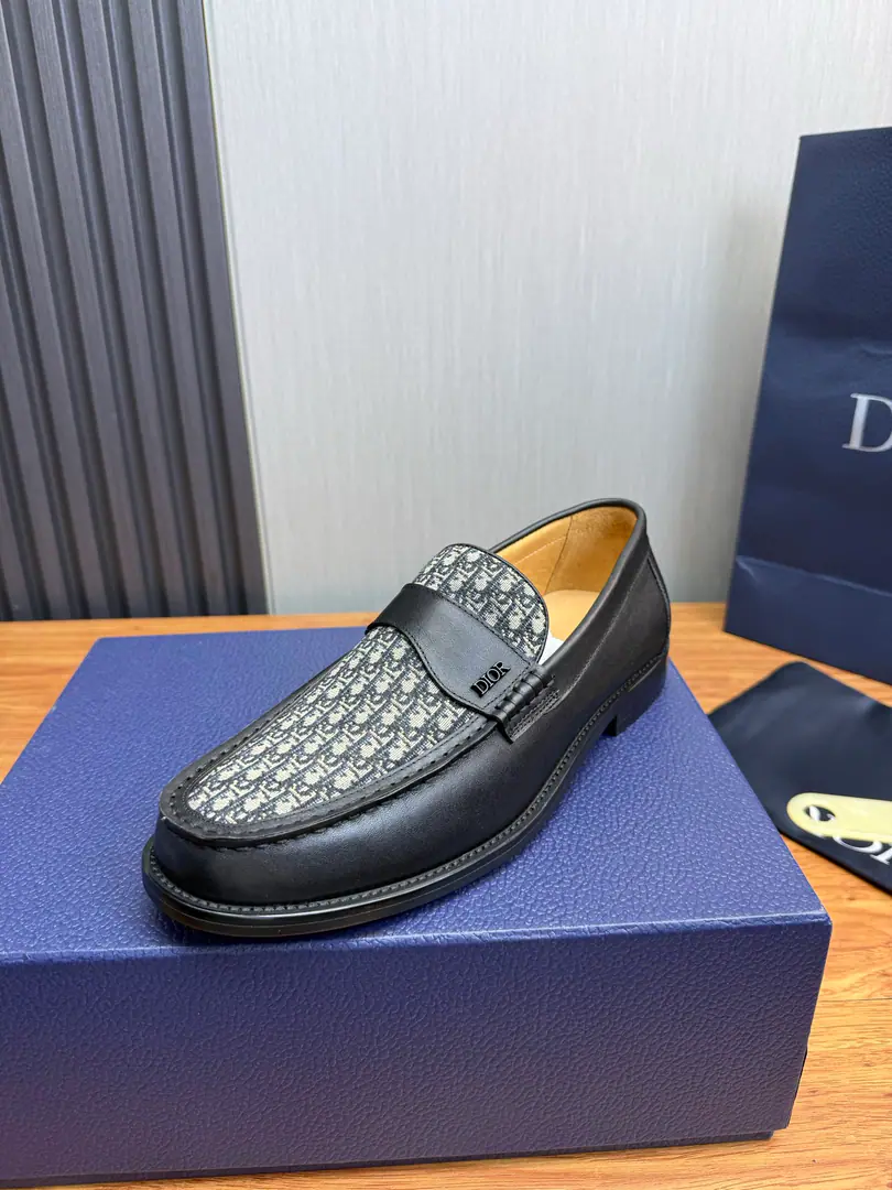 Plant ＤＩＯＲ.A man named Dior's business leather shoes., Extremity and honor.👞 All imported original brand leather, Just to make a more comfortable dress experience., Shoe.: Original cow skin.Open the oxen.➕Import the whole cow., Original Base-45（38.45No re-election.）