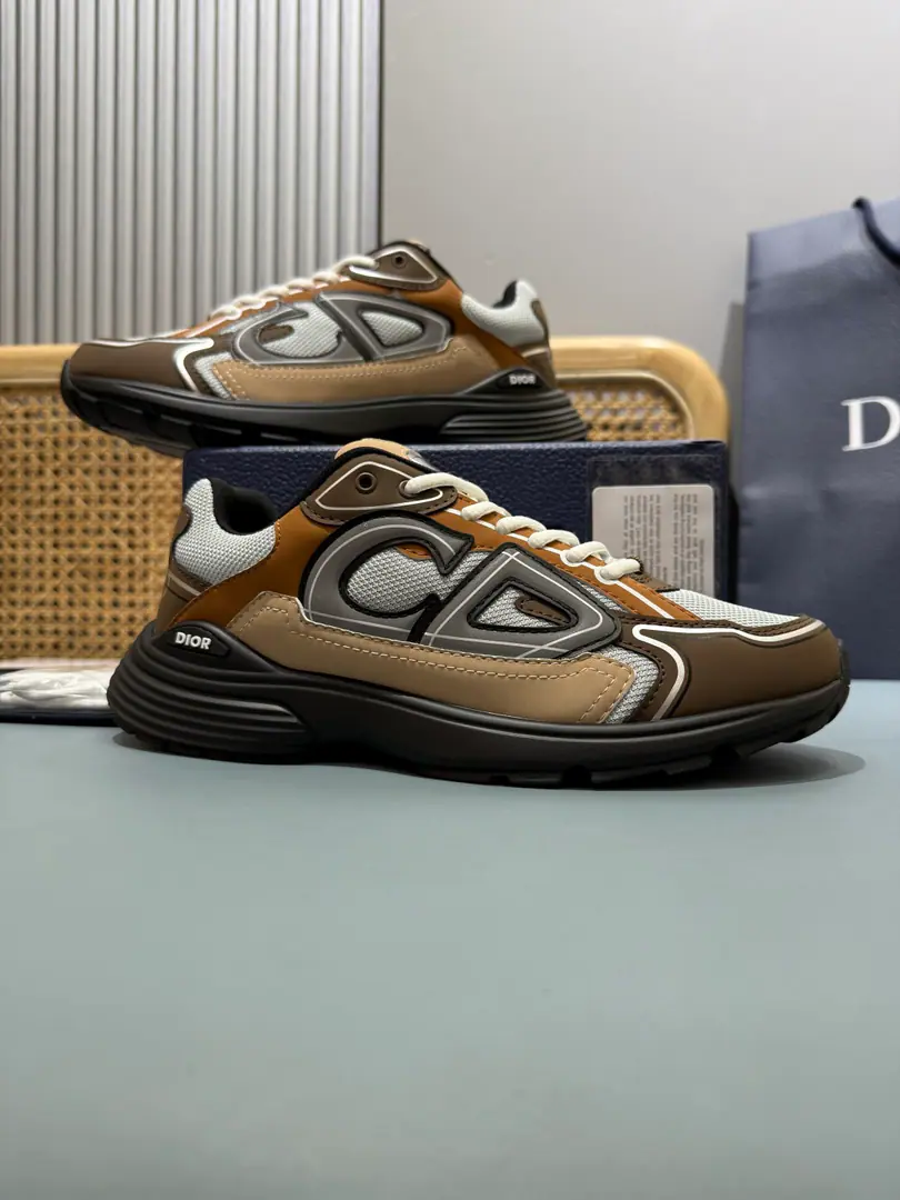 Top Couple money.👩🏻‍❤️‍👨🏻Plant price, This one. B30 Countdown The sneakers are... DDon't make a classic new one., Fashion and sport.. The redesigned formula is carefully designed using materials such as Navy blue-feather., I'm not sure. CD30 Mark Up, I'm not sure I'm going to be able to tell you how beautiful I am.. The tongue and the back of the shoe are in silver. D B30 and CD30 Mark. The light texture of the rubber outside highlights a lot of classic details., Internal ballistic design, To build the desired comfort.. It's a mix of leisure singles., Make a fine shape.. Help with the face material.: Texture, Cow-cutter. Except decorations and decoration lines Side and back side CD30 Mark ♪ Shoe tongues on the D B30 Mark Internal ballistic belt design, Steady match. White lightly texture rubber external matching Dior Signs and black edges The bottom of the pairs of shoes is scalded with Dio, CD30 and B30 Mark Size: 35-47 (47I'll make sure I don't change it.)