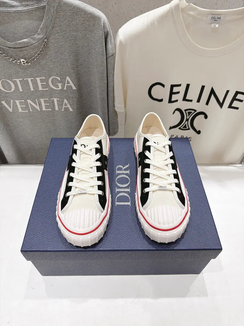 High Version Out Dior/Dio.F DHome.2026ssNewly-wobbled couple-skinned sails and leisure shoes. Original procurement development Make the goods. This sails are a fashionable shoe., The upper feet are particularly comfortable., Bright eyes.. Side originallogoAppend, It's a lot of fashion. ✔Fabulous.: Original custom fabric ✔Uchi.: Import air-net sheet ✔Otsumi!: The original exclusive is the bottom of the story. ✔Size: 35-46（Women40.41 Men45.46Make a no-refund order.）