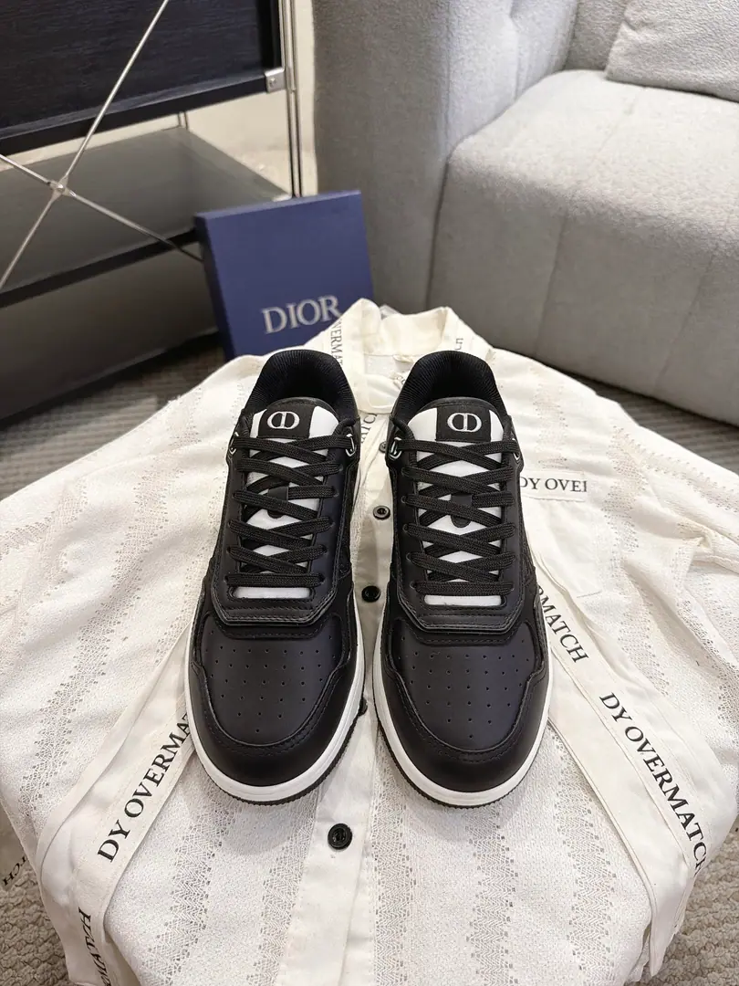 DIORDior Classic Leisure Expense Series 【B27Couples' leisure shoes.】 Based on the classic shoe. Add deconstruct element design Classic brand.🔢NumberslogoIt's perfect on the shoetail. Round the circle around the shoe line.“23”Mark, Original custom-made cattle skinnet➕Embroidization Alphabet process, It's a good time., It's a very modern design., The market is the top. The king of the upper foot.🔥 ❶Fabulous.:Original custom-made cow skin➕Original customized embroidery fabric ❷Uchi.:Original customize high density air network ❸Foot.:Customize the original high density air-infused hyperplastic mats ❹Otsumi!:OriginalTPUMulti-coloured snorkel【Unusual base】 ❺Codes:Women35-39.Men40-45（Women40.41.Men45.46.Custom without re-offer） ❻Packaging:Original package ☀Colours:Synchronise update of the network Kobara.（Men➕10） Koban.（Men➕10） Print➕20