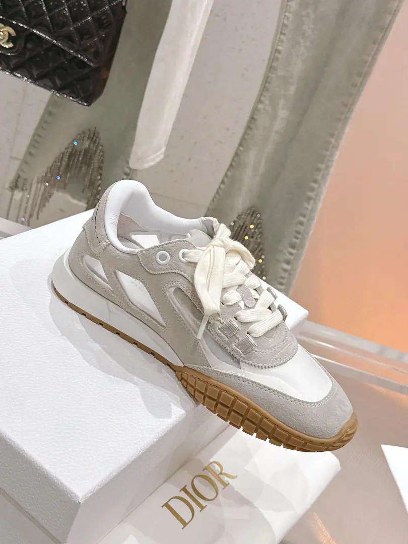 🏧𝐃𝐢𝐨𝐫The Dios New Lover.👫- The German shoe. A bright eye viewing network design style The top-of-the-line surface mix. It's fresh and full of life. I'm so happy with my feet. Shoe.: Bullskins., Cows, counter-emerging and netting. Uchi.: Lamb skin. Shoes under the sole.: Shade it.TPUOtsumi! Codes: 35-45（Women40.41Men45Make a reservation.）