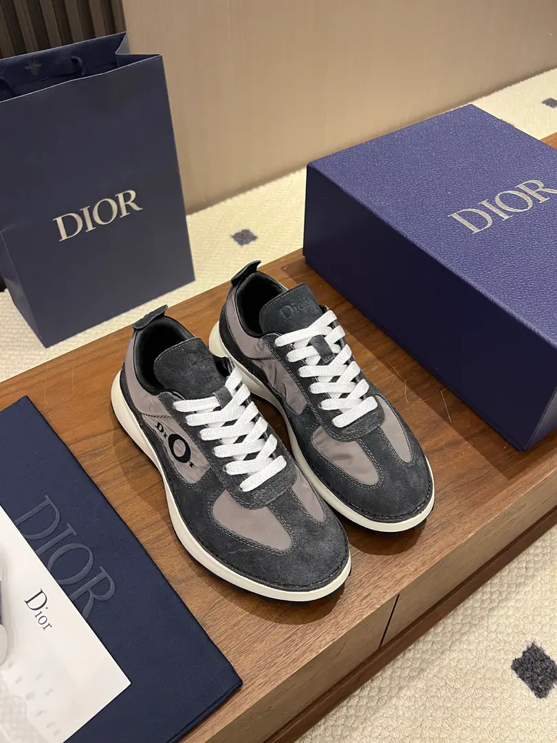 Plant price 2026New Dio（Dior）The retro jogging shoes., The star is the same., The whole design combines advanced fashion and sports., The upper foot is soft and the upper foot is not grinding. Fabulous.: Bullskins.+Custom Layout Uchi.: Bullskins.+Custom Layout Otsumi!: Original OpenTPUOtsumi! Codes: Men39-—46