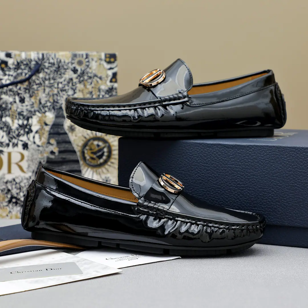 Trade marks: Dior「 Dio. 」Leisure shoes. Positive code number: 38-44 （45.46I'll make sure I don't change it.） Commodity materials: I'm a good man. In the sheep's skin. Rubber Bottom