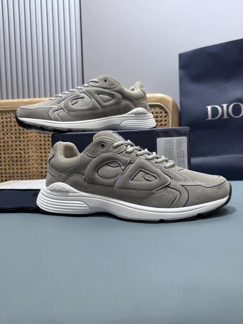 Top Couple money.👩🏻‍❤️‍👨🏻Plant price, This one. B30 Countdown The sneakers are... DDon't make a classic new one., Fashion and sport.. The redesigned formula is carefully designed using materials such as Navy blue-feather., I'm not sure. CD30 Mark Up, I'm not sure I'm going to be able to tell you how beautiful I am.. The tongue and the back of the shoe are in silver. D B30 and CD30 Mark. The light texture of the rubber outside highlights a lot of classic details., Internal ballistic design, To build the desired comfort.. It's a mix of leisure singles., Make a fine shape.. Help with the face material.: Texture, Cow-cutter. Except decorations and decoration lines Side and back side CD30 Mark ♪ Shoe tongues on the D B30 Mark Internal ballistic belt design, Steady match. White lightly texture rubber external matching Dior Signs and black edges The bottom of the pairs of shoes is scalded with Dio, CD30 and B30 Mark Size: 35-47 (47I'll make sure I don't change it.)