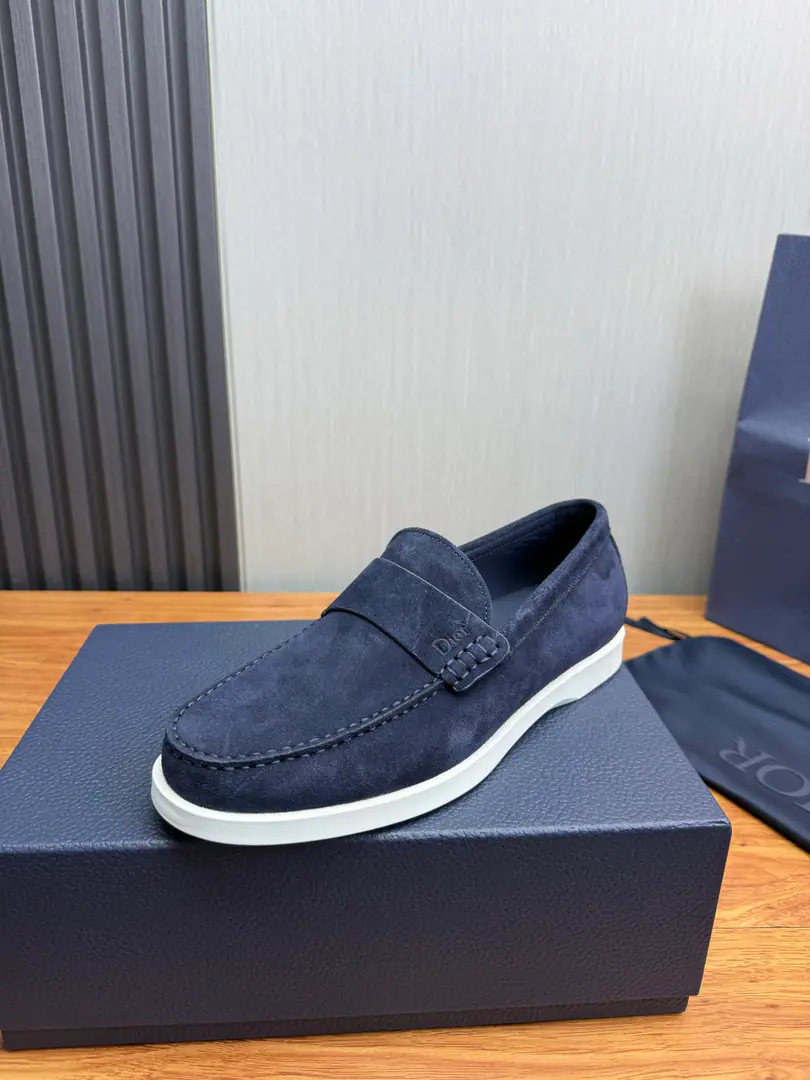 Plant 【Dior Dio. 】Men's NetworknaThe big one.🔥Imports Bullskins.+In the cow's skin..Original rubber-resistant ground. High quality delivery⬆️Codes38-44, （45Make a reservation.）