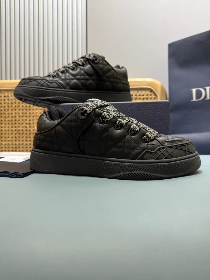 Men👨🏻Plant price, DKadio.B9S Series Bread shoes. Leisure Original purchase development for sale This is a new one. B9S The idea of skateboarding is from skateboard motion and... Dio High-stability spirit.. The Navy blue cotton gravy is a very elaborate product., Replay the classic vine-grain pattern., Show the details of the cow leather, To Dio ♪ The great art of the world ♪. Shoe-tongue and technical-food socks, To build the ideal comfort of wearing a dress experience.. Classic details can be found at the design point, Like heel and tongue. Dio Mark, The frame of the vignette., And the inspiration comes from... Dio Side rubber for marking Dio Charm Mark. Match with a gradient effect. Oblique The rubber soles of the stamp are more sophisticated., It can add high-temperature gas to the various models. Send a cabinet for fine packaging Fabulous.: Original customized head-level cattle skin+Where's the flowers? Uchi.: Customize the air inside. Otsumi!: Original Open Model Slide-InTPUMaterial Bottom: 3.5CM Size: Men38-46（38.46Make a no-refund order.）