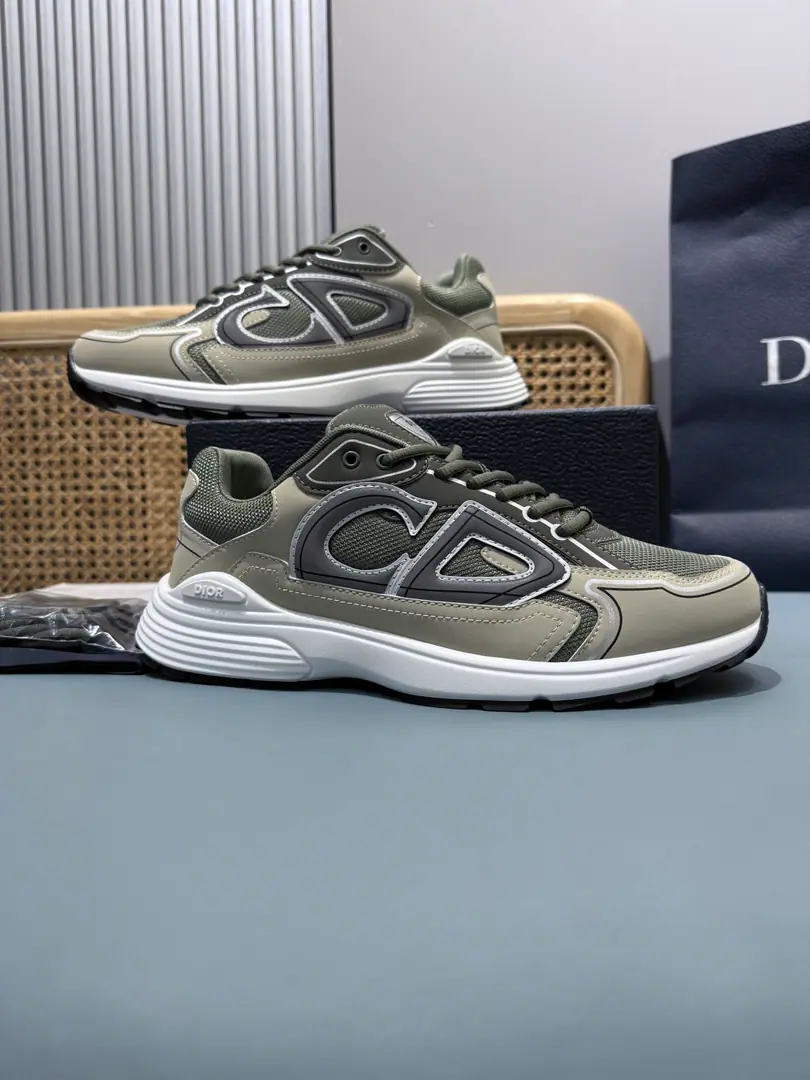 Top Couple money.👩🏻‍❤️‍👨🏻Plant price, This one. B30 Countdown The sneakers are... DDon't make a classic new one., Fashion and sport.. The redesigned formula is carefully designed using materials such as Navy blue-feather., I'm not sure. CD30 Mark Up, I'm not sure I'm going to be able to tell you how beautiful I am.. The tongue and the back of the shoe are in silver. D B30 and CD30 Mark. The light texture of the rubber outside highlights a lot of classic details., Internal ballistic design, To build the desired comfort.. It's a mix of leisure singles., Make a fine shape.. Help with the face material.: Texture, Cow-cutter. Except decorations and decoration lines Side and back side CD30 Mark ♪ Shoe tongues on the D B30 Mark Internal ballistic belt design, Steady match. White lightly texture rubber external matching Dior Signs and black edges The bottom of the pairs of shoes is scalded with Dio, CD30 and B30 Mark Size: 35-47 (47I'll make sure I don't change it.)