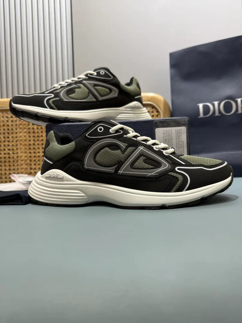Top Couple money.👩🏻‍❤️‍👨🏻Plant price, This one. B30 Countdown The sneakers are... DDon't make a classic new one., Fashion and sport.. The redesigned formula is carefully designed using materials such as Navy blue-feather., I'm not sure. CD30 Mark Up, I'm not sure I'm going to be able to tell you how beautiful I am.. The tongue and the back of the shoe are in silver. D B30 and CD30 Mark. The light texture of the rubber outside highlights a lot of classic details., Internal ballistic design, To build the desired comfort.. It's a mix of leisure singles., Make a fine shape.. Help with the face material.: Texture, Cow-cutter. Except decorations and decoration lines Side and back side CD30 Mark ♪ Shoe tongues on the D B30 Mark Internal ballistic belt design, Steady match. White lightly texture rubber external matching Dior Signs and black edges The bottom of the pairs of shoes is scalded with Dio, CD30 and B30 Mark Size: 35-47 (47I'll make sure I don't change it.)