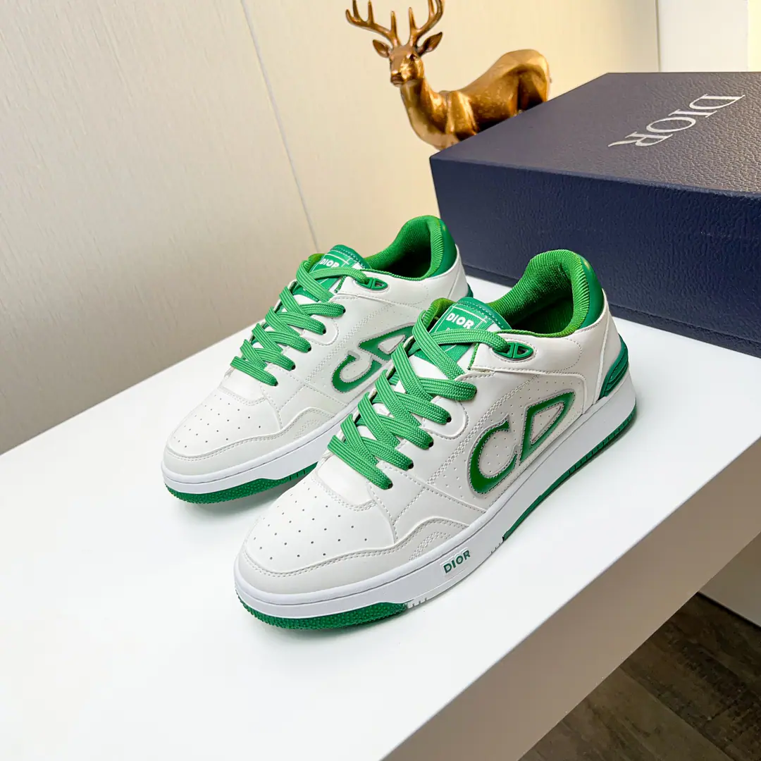 Plant Dio.B57Low gang sneakers.2025The spring line of men's costumes is on the market.[Celebrate.][Celebrate.][Celebrate.], Reconstructing basketball shoes., BecomeDiorA classic one.[John.][John.][John.], It's carefully crafted with black and creamed white smooth cow skins., With a beige mask., Sideshow leather.CDMark, Shoe tongue., Shoes under and behind the backs, so as to improve the tone with a variety of features.[ ][ ], And the perforated details., The cylindrical cord and rubber plate are more powerful than the kinetic charm of their dynamic style.[John.][John.][John.], With a pair of rubber shoes., It's a mix of colored clothes., Make a fine shape., Codes:38One.44, Do it.45